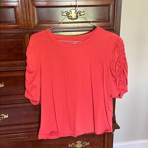 LOFT Coral Short Sleeve Top with Ruched Detail